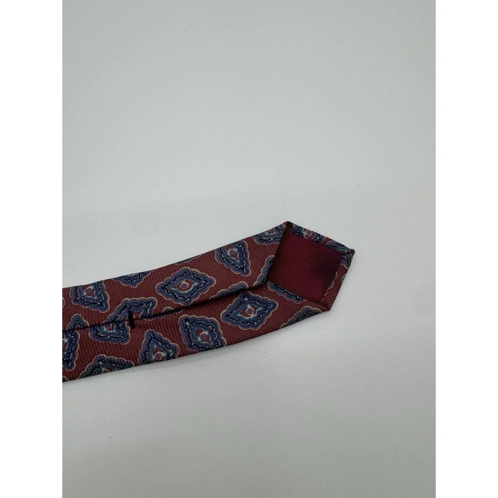 Geoffrey Beene 100% Silk Tie Red Blue Geometric‎ Diamond Pattern Classic Necktie